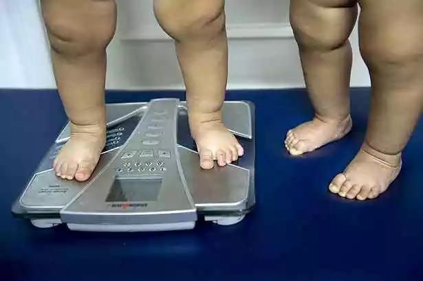 Obesidade Infantil e as razoes por trás do aumento de peso entre crianças brasileiras.