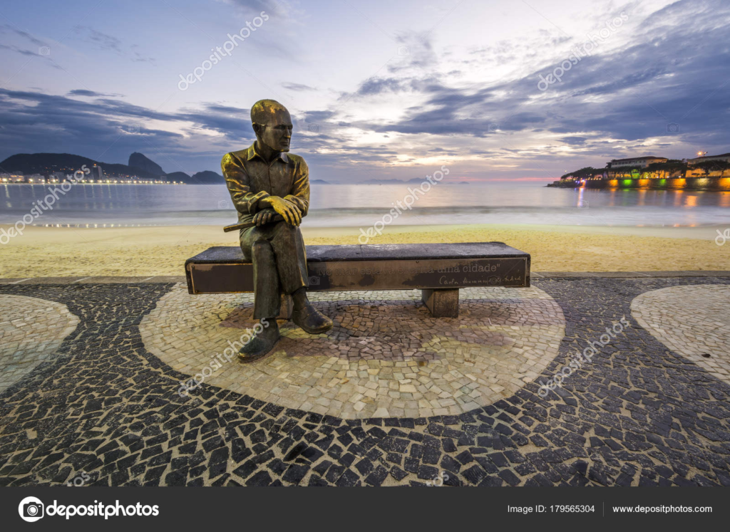 . Memórias da sociedade carioca. Estátua de Carlos Drumond de Andrade.